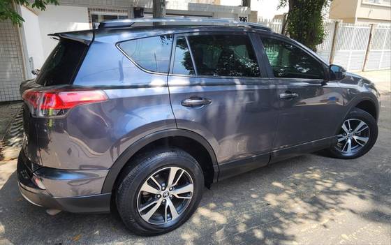 TOYOTA RAV4 2.0 TOP 4X2 16V GASOLINA 4P AUTOMÁTICO TOYOTA RAV4 2.0 TOP 4X2 16V GASOLINA 4P AUTOMÁTICO
